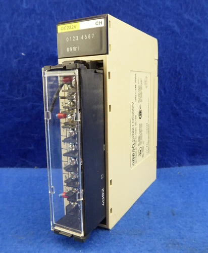 Omron Sortie Unité de Contrôle C200H-OC222V C200H OC222V