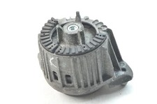 Support moteur Mercedes 207