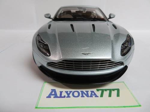 1:18 AUTOart Aston Martin DB11 Coupe 2017 Metallic Silver  Model AutoArt 70267 - Picture 9 of 18