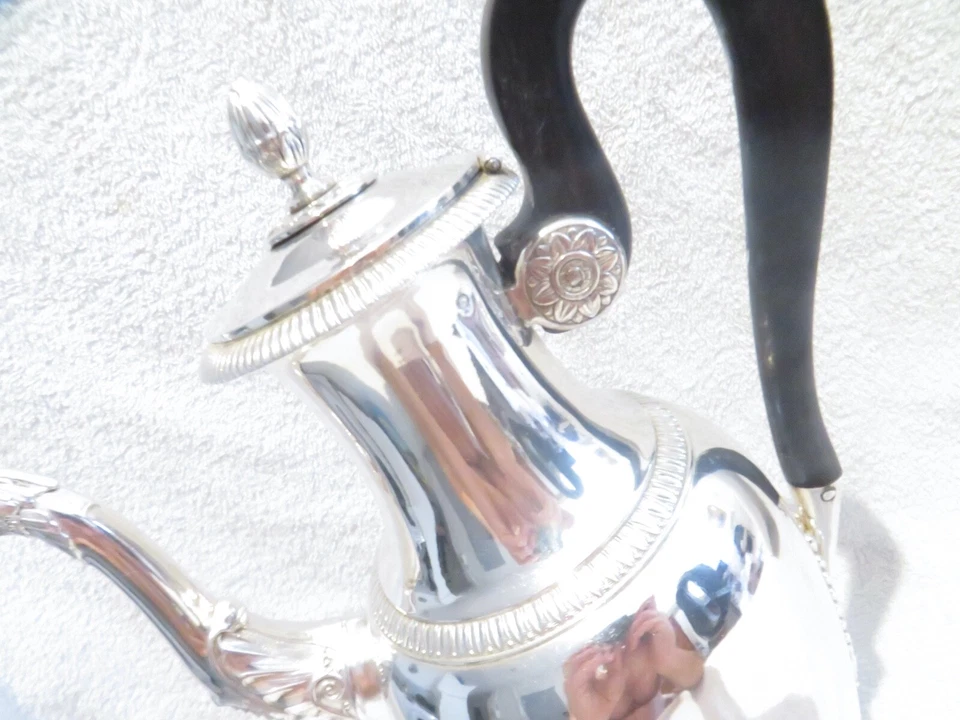 Preciosa cafetera grande de plata 950 francesa de 1830 Empire St Goulin 1,1 l Foto 4 de 4