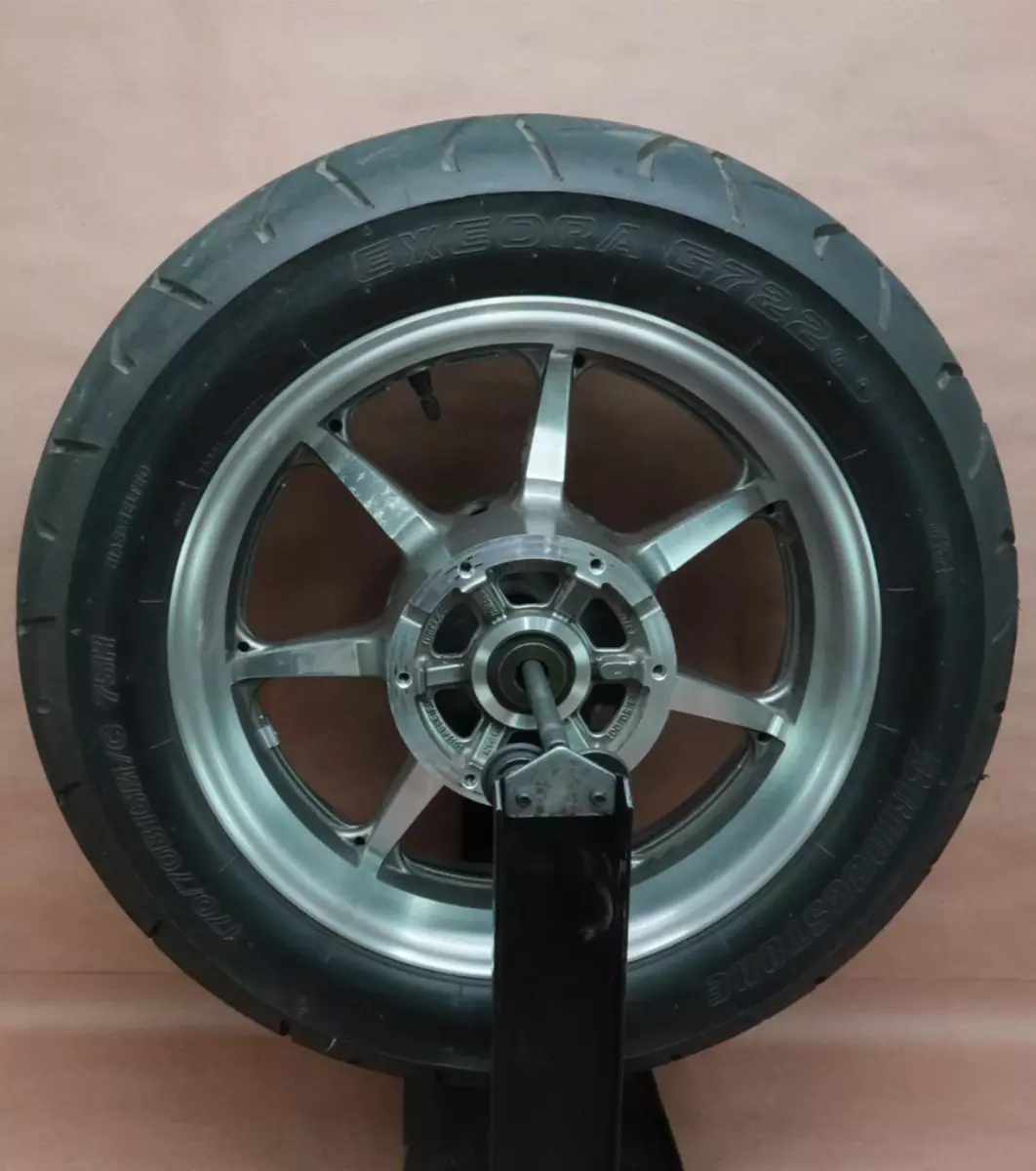 2007 2015 Yamaha VStar 1300 V Star XVS1300 Rear Wheel Rim Tire 170