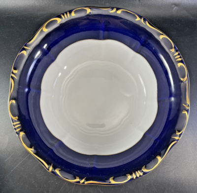 Zsolnay POMPADOUR III Round Open Vegetable 10x2 1/2