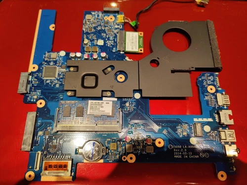 HP 15-R101NA Laptop Motherboard La-a994p 4GB RAM SR1YW Pentium N3540