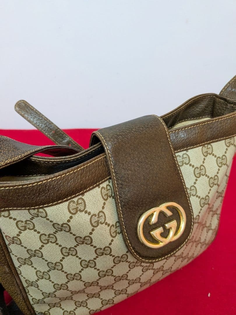 GUCCI GG Shoulder Bag Interlocking Rare — image 9