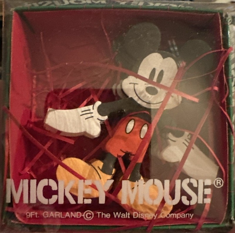 Kurt Adler Disney Mickey Mouse Garland Christmas 9 Feet Holiday NIB