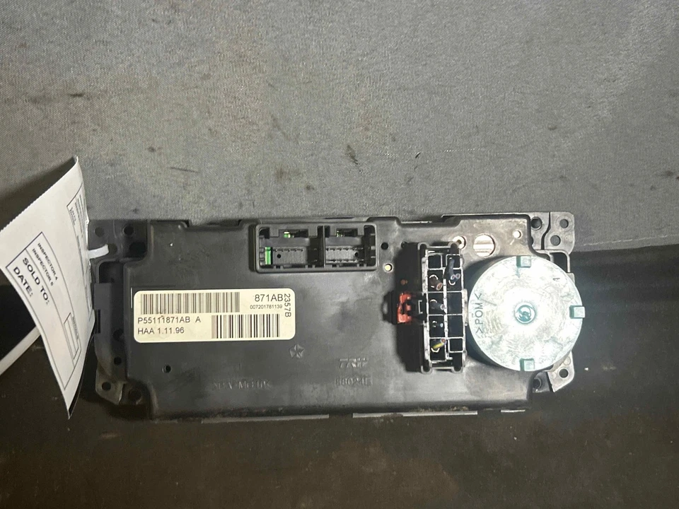 Fits 2008-2010 Dodge Charger Heater A/c Control OEM:55111871AB Foto 2 de 4