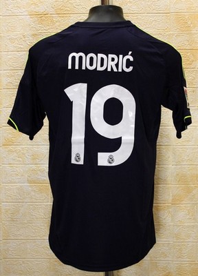 レアル・マドリード MODRIĆ 19 シャツ Luka Modric Signed Real Madrid FC Home Soccer Jersey #19 with