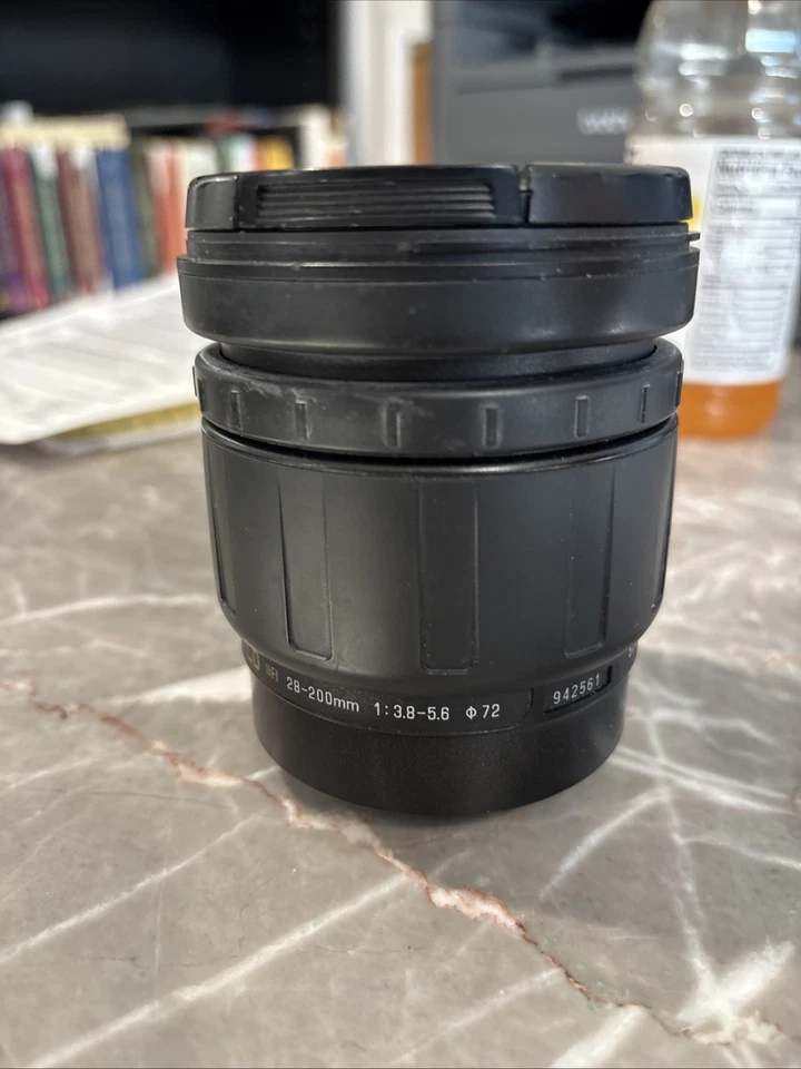 Tamron AF Aspherical LD 28-200mm f3.8-5.6 (IF) Canon EF Defective for Parts - Image 3 of 4