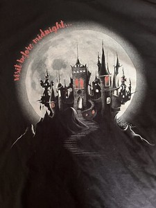 TRANSYLVANIA t-shirt size L Castle Dracula Horror Monster Classic