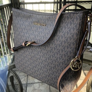 pouch mk