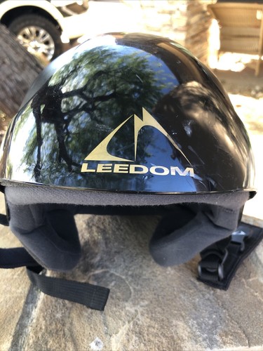 leedom ski helmet