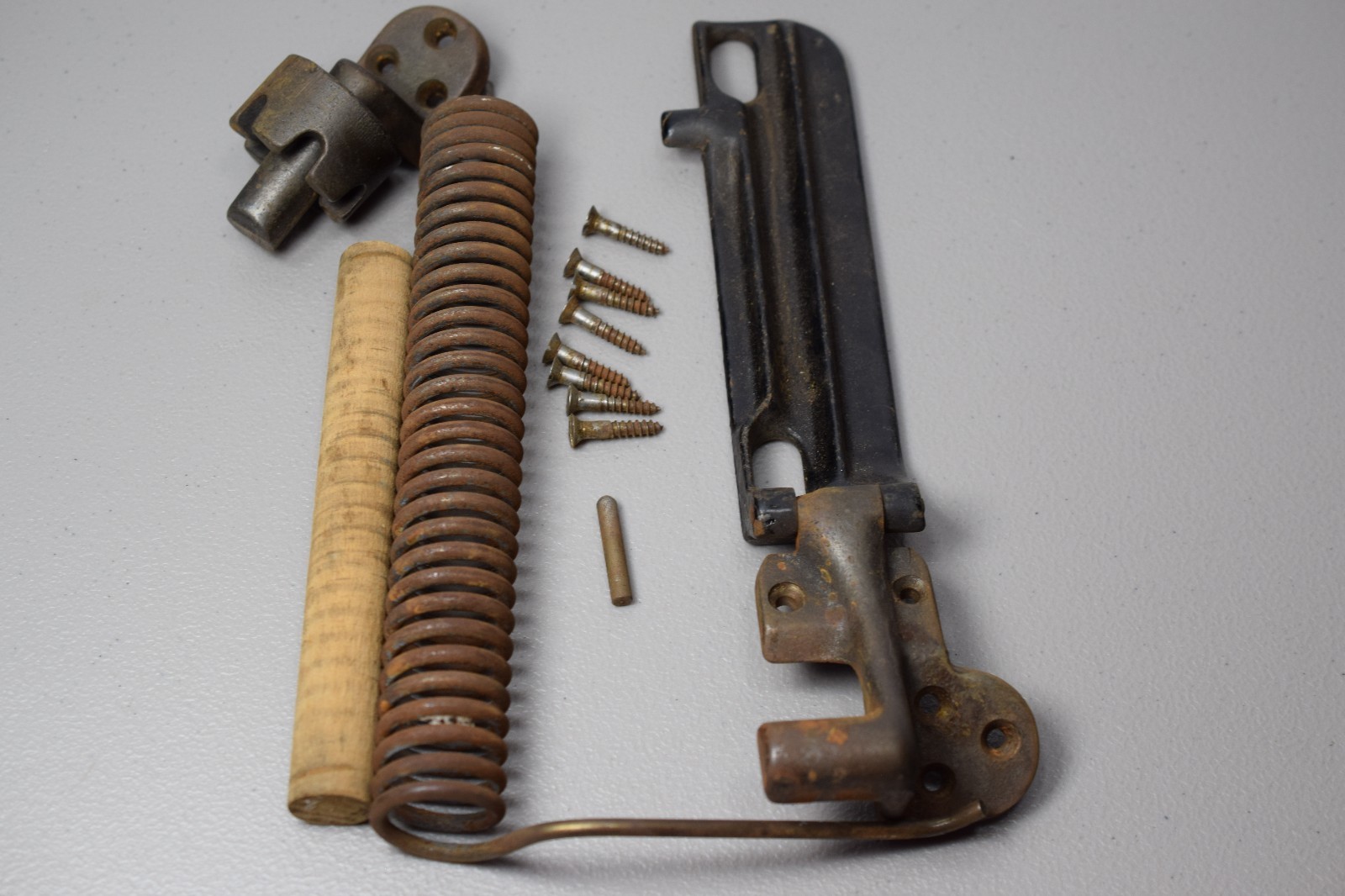 Singer Treadle Sewing Machine Part Complete Cradle, Spring, Lowering