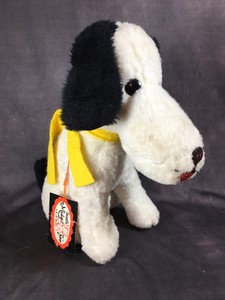 large stuffed snoopy