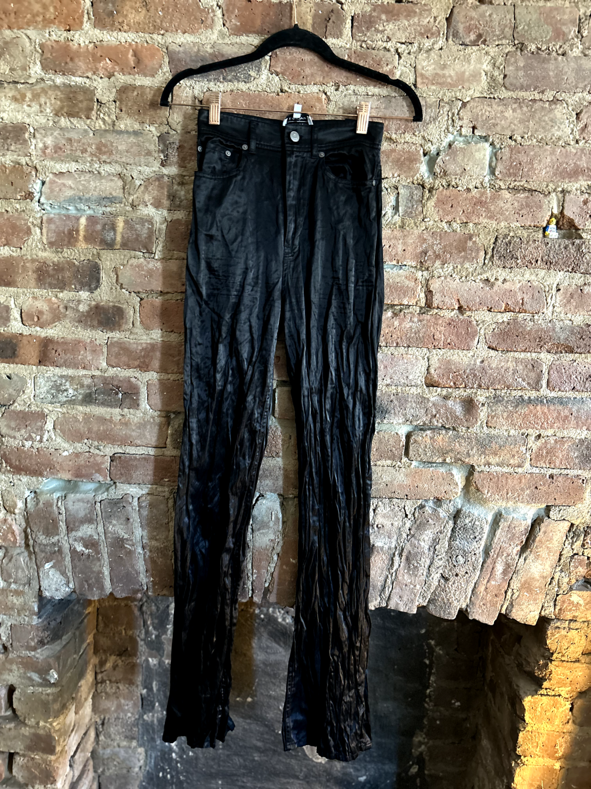 ALTRA & Other Stories Stockholm Atelier Pantaloni da donna in raso di seta nero taglia 0