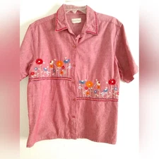 Adorable Vintage Bobbie Brooks Camp Shirt Red Floral Embroidered Large Chest 40"