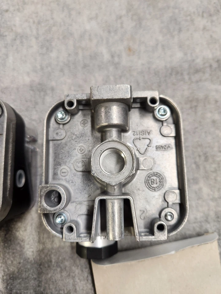 (2) NUEVO Interruptor de presión de gas Honeywell DG50T-22N, 84447822, DG6TG-22K2, 84447803 Foto 4 de 4