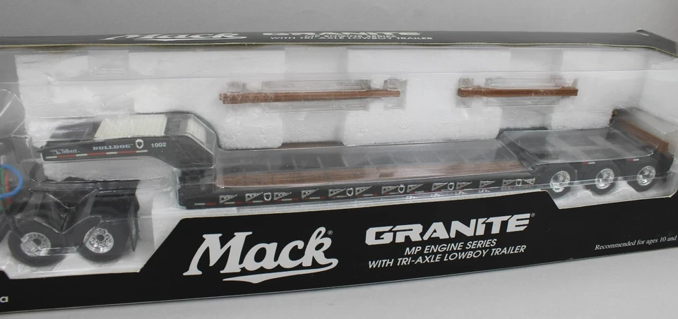1:50 FIRST GEAR *MACK GRANITE* Semi w/Talbert BULLDOG Tri-Axle LOWBOY TRAILER - Image 3 of 3