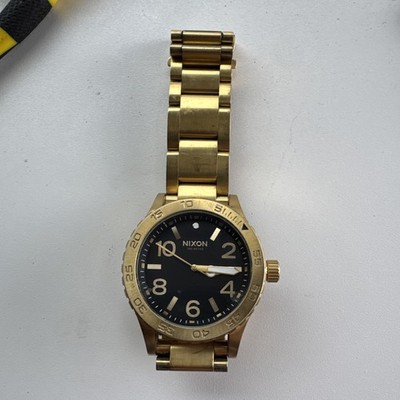Nixon Wristwatch The 46Th (Just Right)