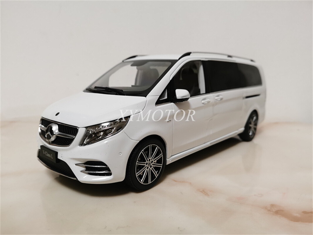 1/18 Benz V-Class L V260L MPV Diecast Model Car Black/White