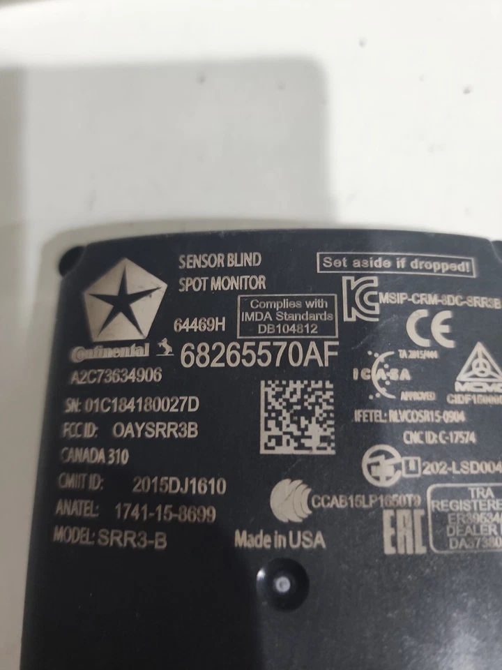 Dodge Durango 2017-2018, módulo de control de punto ciego sensor Jeep Grand Cherokee. Foto 3 de 4