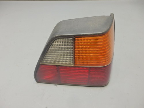 Golf 2  Rücklicht Rückleuchte rechts 191945112A