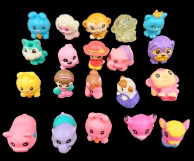 Squinkies Mixed Lot of 20 Pieces SEE PHOTOS Figures LOT #4 E#2