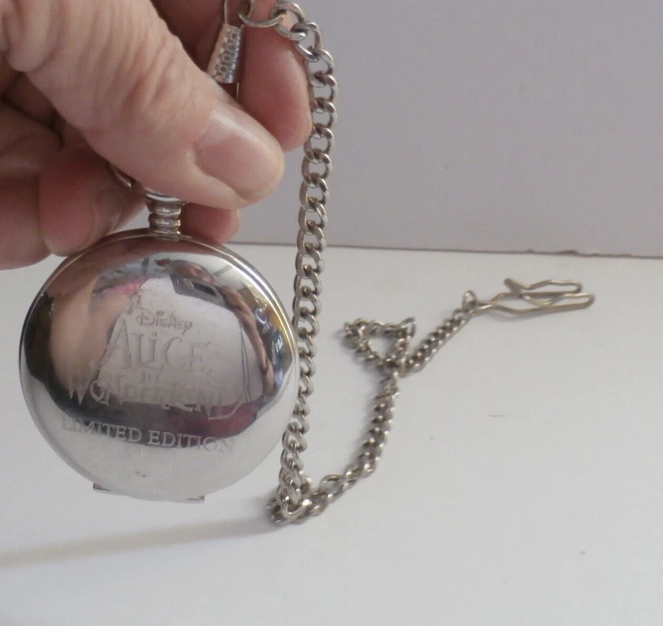 Vintage LMTD Edition Disney Alice In Wonderland Pocket Watch - New Battery - Image 2 of 4