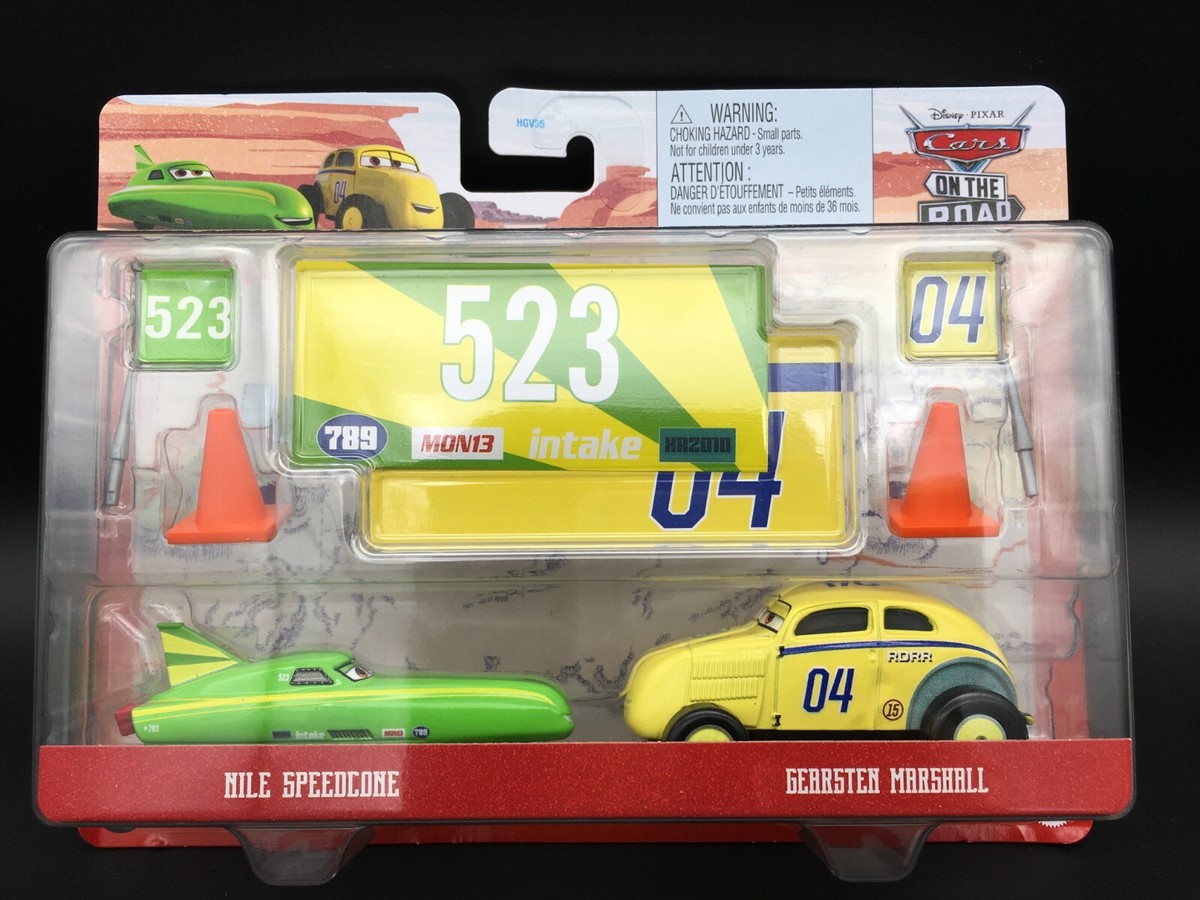 Disney Pixar Cars Nile Speedcone & Gearsten Marshall