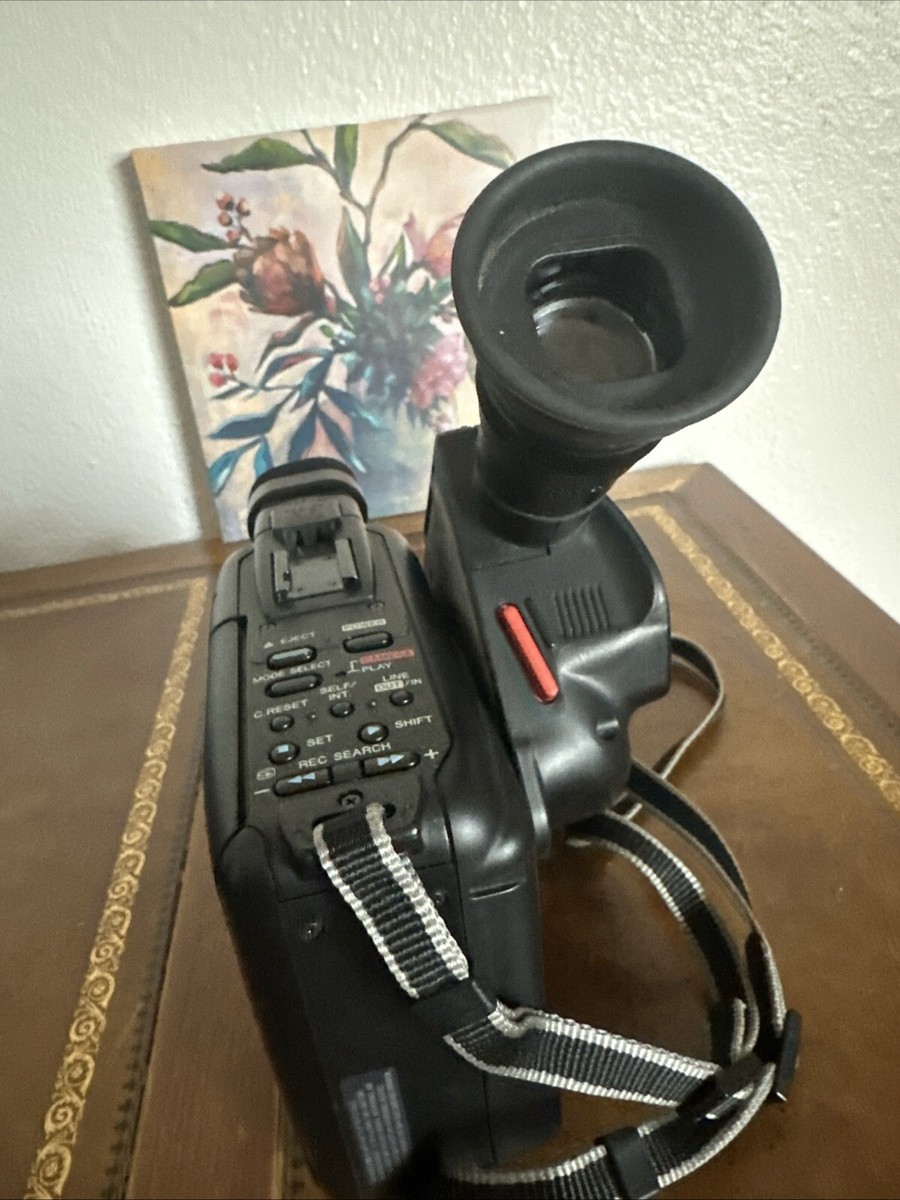 CANON CANOVISION 8 E65A Vintage 8mm Video Camcorder (For Parts Or