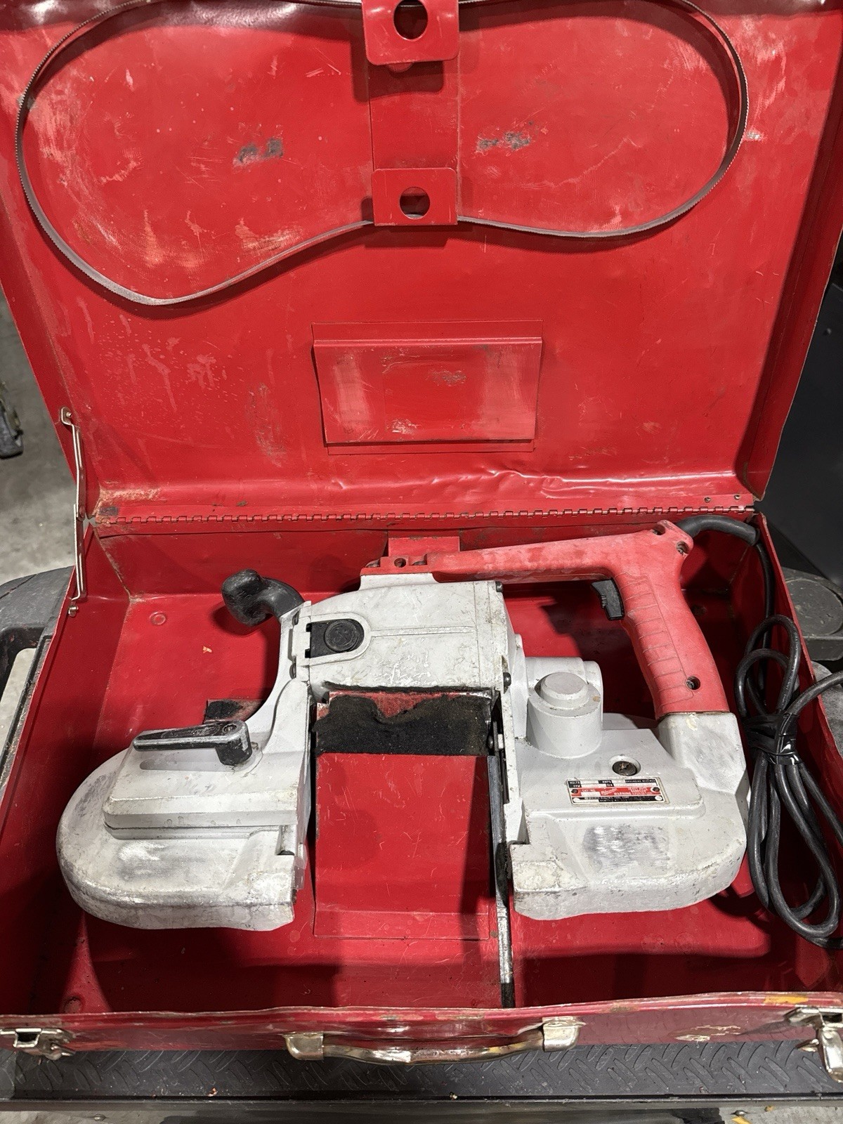 6320 Corded With Case & Blade