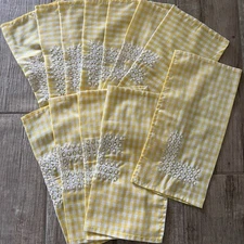 12 Vtg Farmhouse Chickenscratch Embroidered Yellow Gingham Picnic Napkins 13"