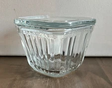 Anchor Hocking 1932 Vintage Design Refrigerator Glass Dish with Lid 4 1/2"