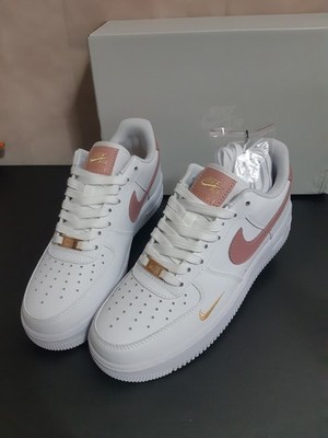 Nike Air Force 1 '07 ESS Rosè Gold Größe 41 NEU