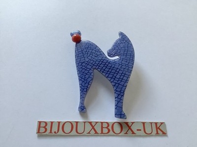 LEA STEIN DOE BROOCH.  Best Selection Online.