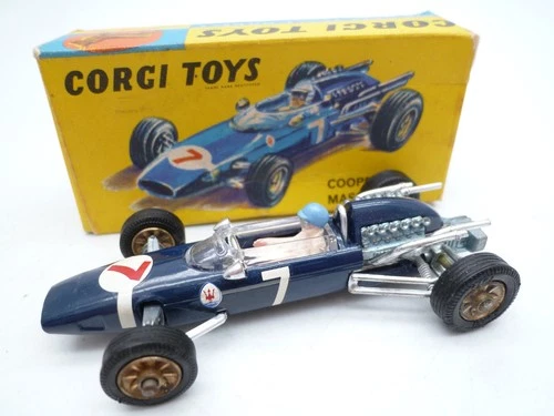 VINTAGE CORGI TOYS 156 COOPER MASERATI FI RACING CAR IN ORIGINAL BOX 1967