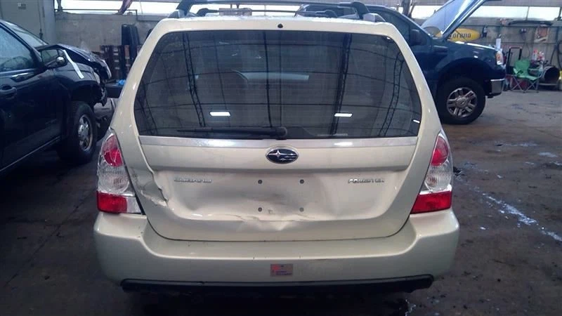 Motor de arranque compatible con 03-08 FORESTER 5712650 Foto 2 de 4