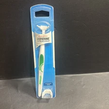 Johnson & Johnson Listerine Ultraclean Access Flosser Starter Pack 3 Extra Floss