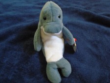 Ty Beanie Baby Waves the Orca, 1996, New with tags