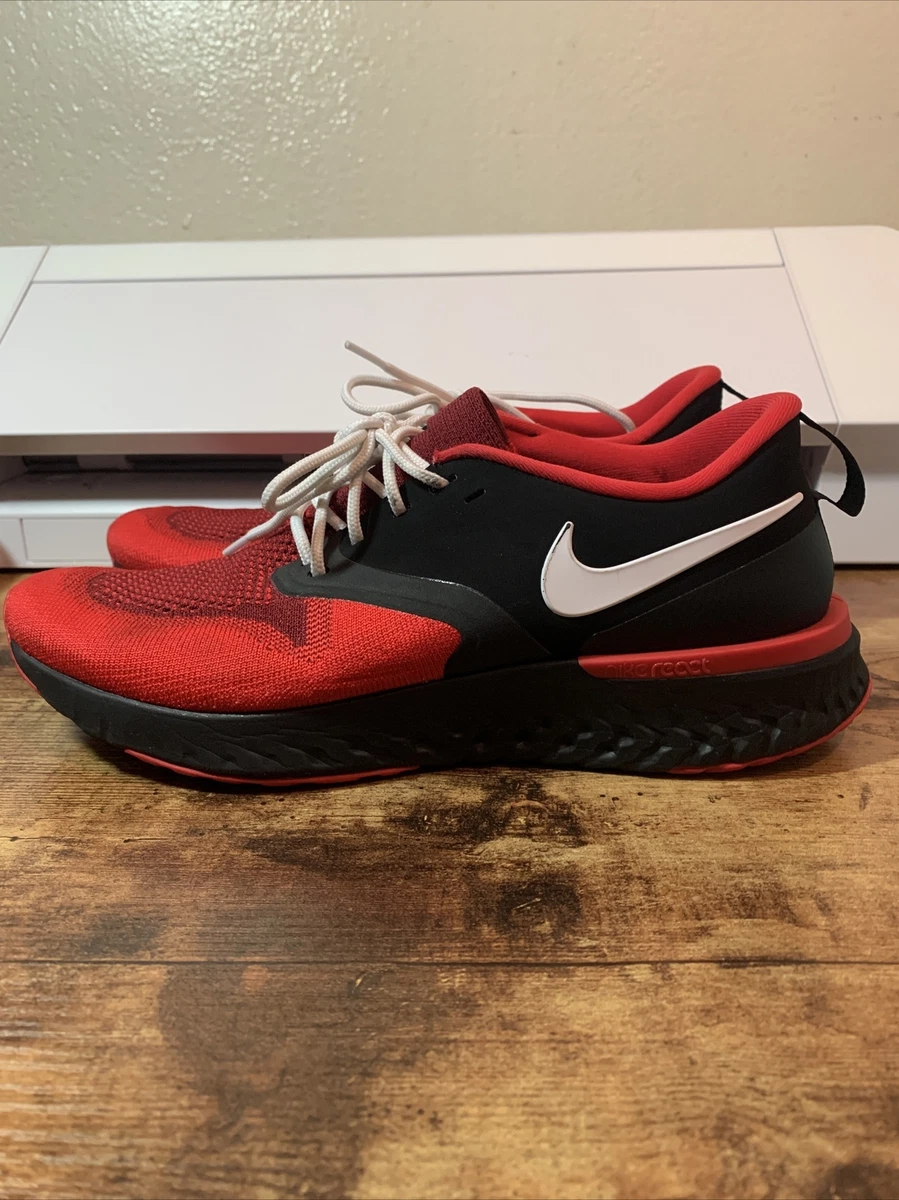Nike Odyssey React Flyknit Mens Running Sneakers Black Red Sz 8.5 BQ8759 995