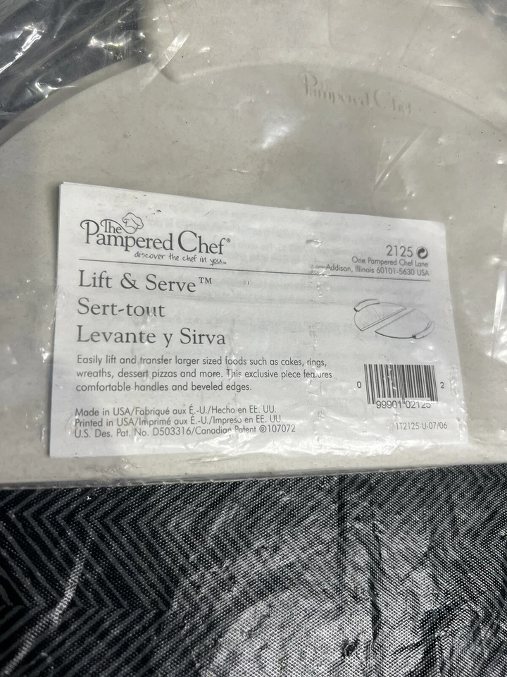 The Pampered Chef Lift And Serve Tray New - Image 2 of 4
