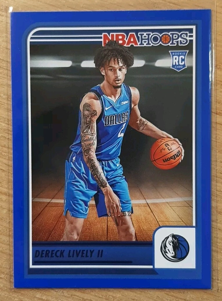 2023-24 NBA HOOPS BLUE DERECK LIVELY II ROOKIE #241 DALLAS MAVERICKS