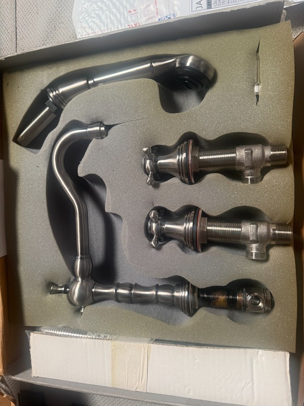 JADO Classic/Victorian Roman Tub Set with Hand Shower Model: 853/338/444