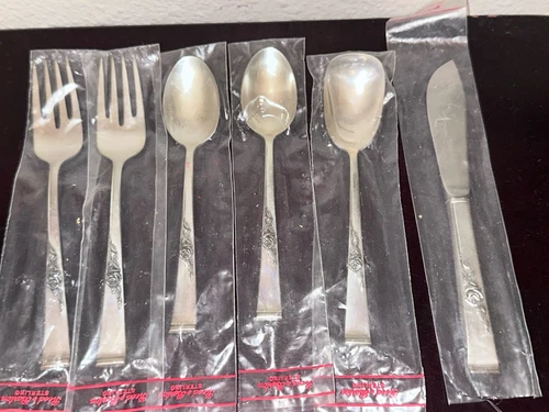 Vintage Reed & Barton Sterling Silver Classic Rose Pattern. NEW/OLD 6,pcs.”L@@K”