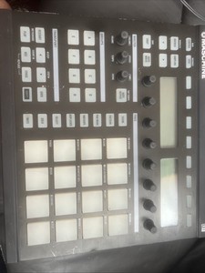 Maschine groove production studio N1 Controller No Software