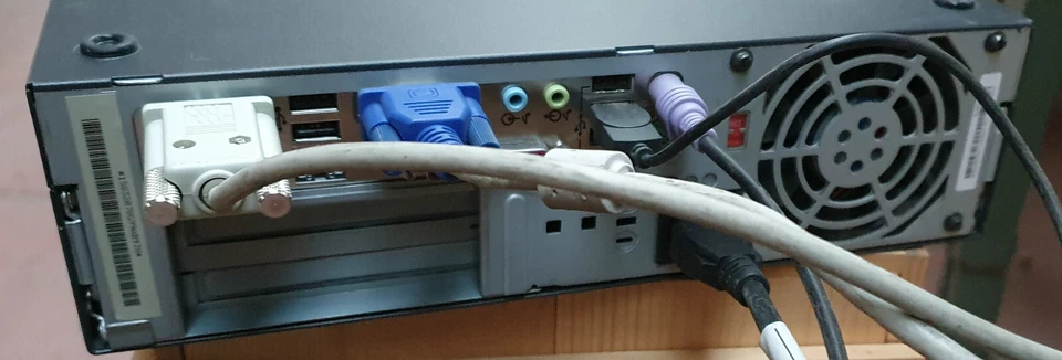 IBM Rechner 8320/78G mit Windows XP, Etikettendrucker, Bildschirm, Tastatur - Bild 2 von 4