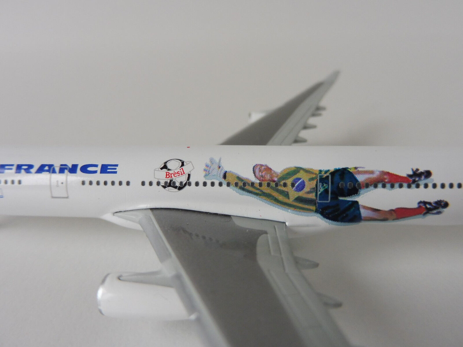 AIR FRANCE FOOTBALL 1998 Airbus A340-300 1/500 Herpa 531412 A340 A 340