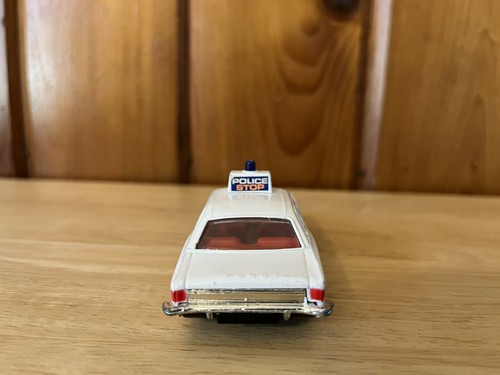 Corgi Toys Whizzwheels WHITE Ford Cortina GXL Police Car Great Britain - Picture 4 of 8