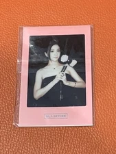 BLACKPINK JISOO OFFICIAL LIGHT STICK VER.2 PHOTOCARD PINK
