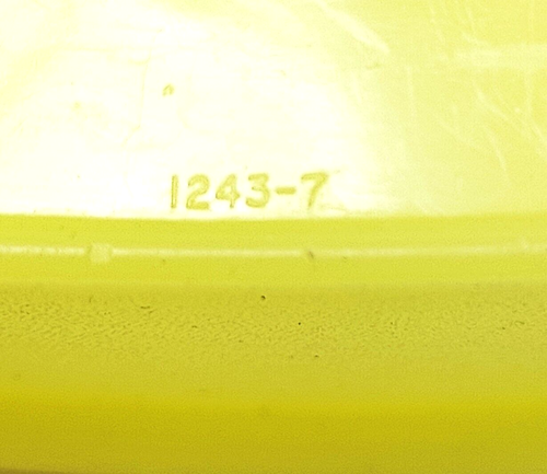 Tupperware Yellow Beverage Buddy #792-7 & Shelf Saver Container 1243-7 w/ Lids - Picture 9 of 10