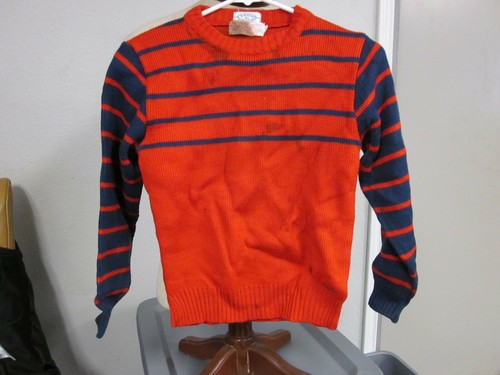 Izod Lacoste 100% Acrylic Red/Blue 